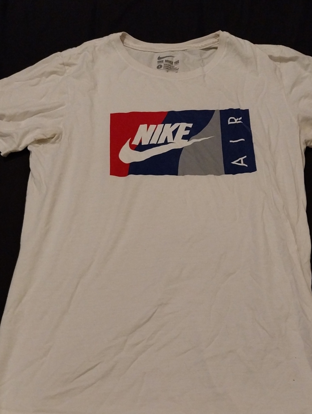Nike Men’s White Graphic Air Logo Short Sleeve Tee